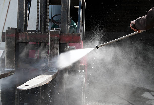 Post-Construction Pressure Washing in Hoopeston, IL